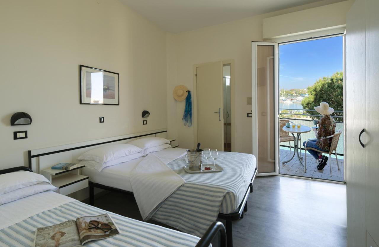 צ'סנטיקו Hotel Baltic מראה חיצוני תמונה