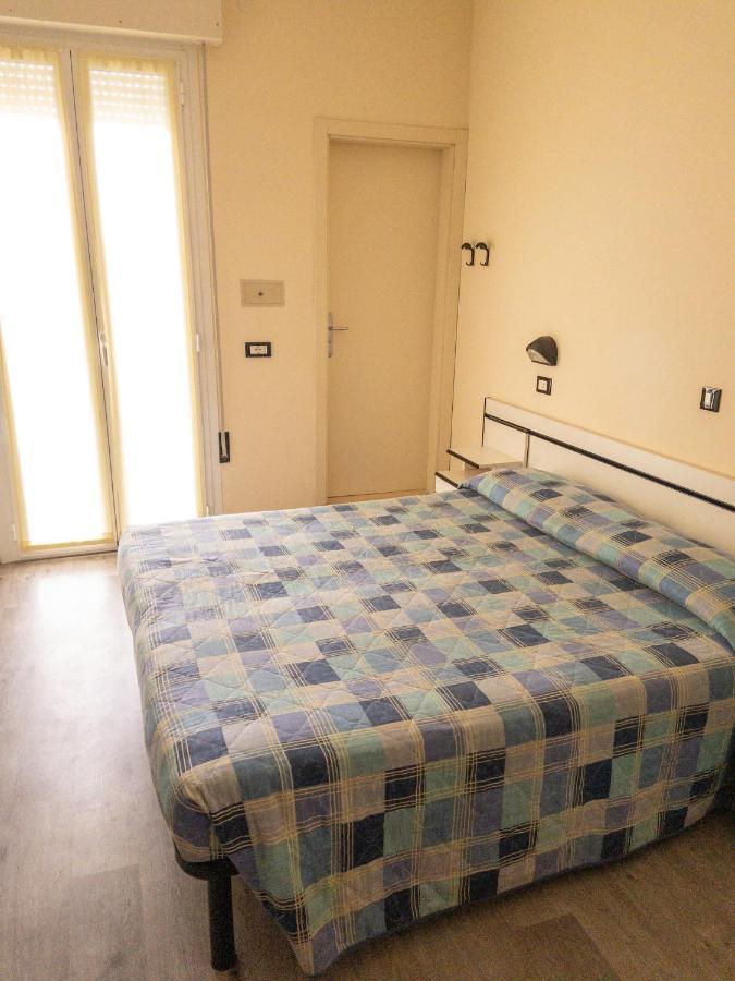 צ'סנטיקו Hotel Baltic מראה חיצוני תמונה